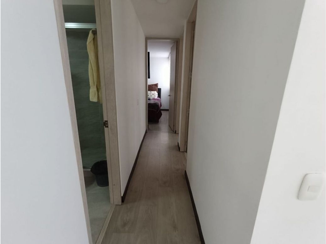Apartamento de 3 alcobas en venta en Puente Aranda, Bogotá, 62 m² · foto 2 de 20
