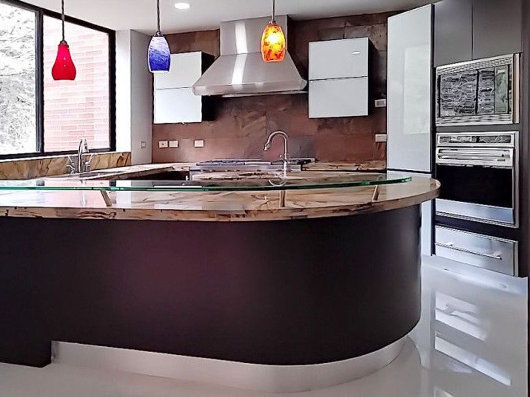 Apartamento de 4 alcobas en venta en Cerros De Santa Barbara, Bogotá, 327 m² · foto 3 de 20