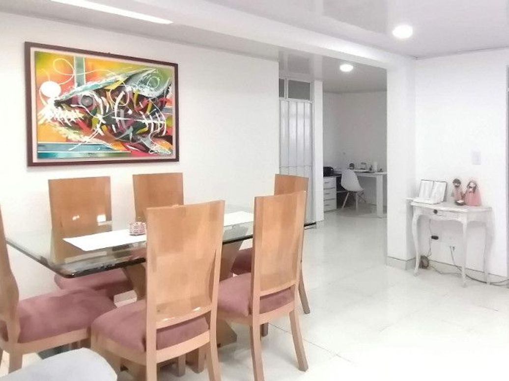 Casa en venta en El Carmen, Bogotá · foto 2 de 20