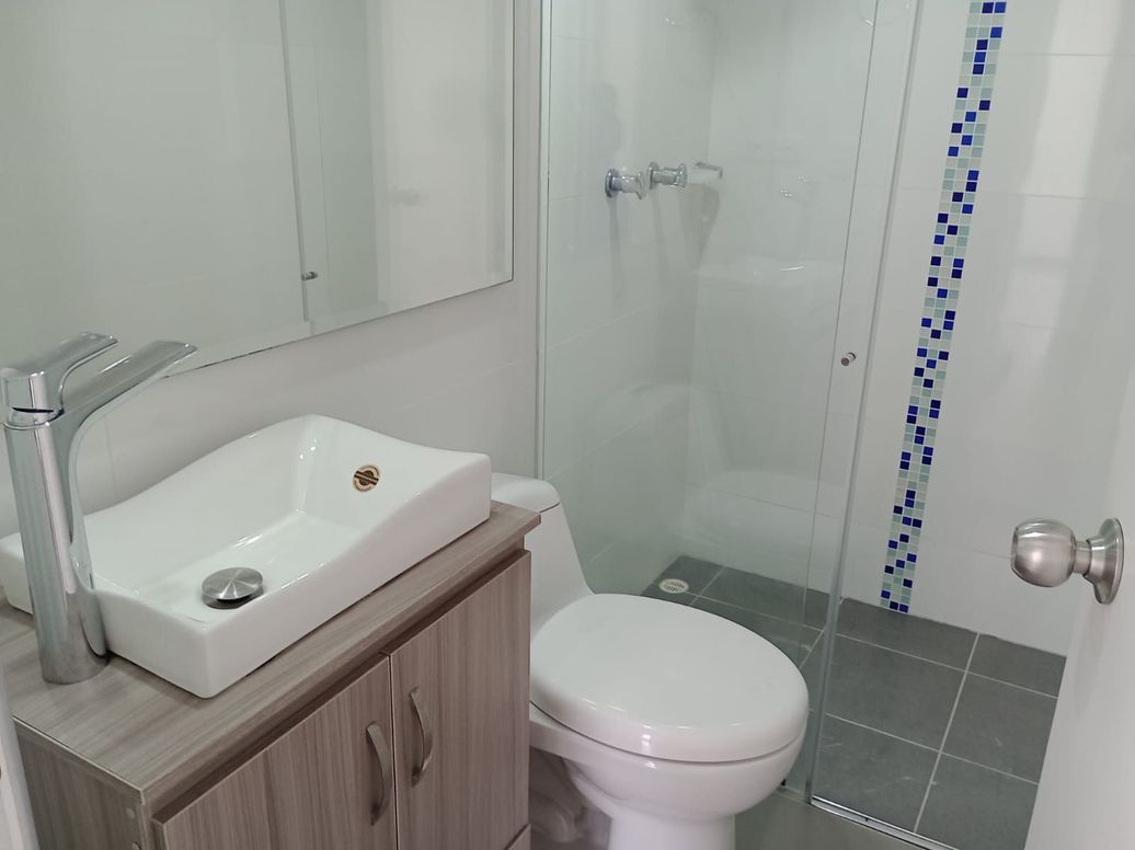 Apartamento de 2 alcobas en arriendo en Cjr Santa Elena Reservado, Bogotá, 43 m² · foto 4 de 17