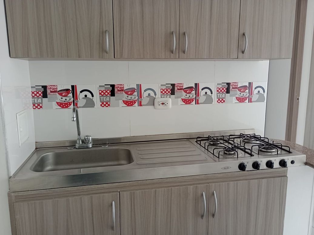 Apartamento de 2 alcobas en arriendo en Cjr Santa Elena Reservado, Bogotá, 43 m² · foto 10 de 17