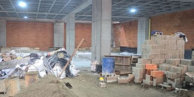 Edificio en arriendo en Medellín, Perpetuo Socorro. Cerca de la av El Poblado, fácil acceso. Con 4 pisos, terraza, 5 baños y 2 parqueaderos. ¡Agenda tu visita hoy mismo y encuentra tu nuevo hogar! Descubre más propiedades en: www.rentamospropiedadraiz.com Código:775320