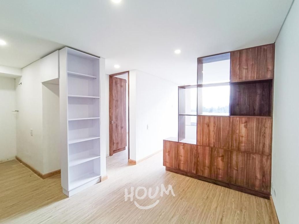 Apartamento de 1 alcoba en venta en Santa Teresa, Bogotá, 35 m² · foto 2 de 20