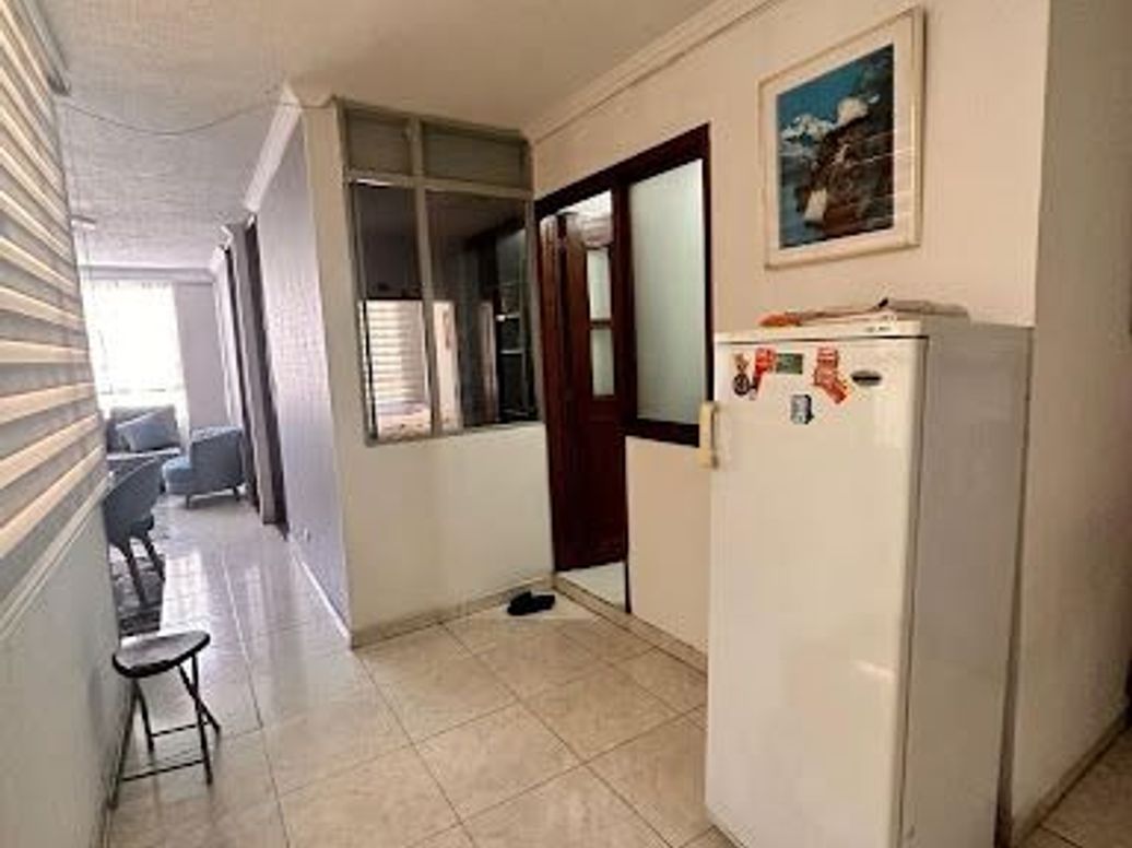 Casa de 9 alcobas en venta en Villas El Dorado San Antonio, Bogotá, 274 m² · foto 19 de 20