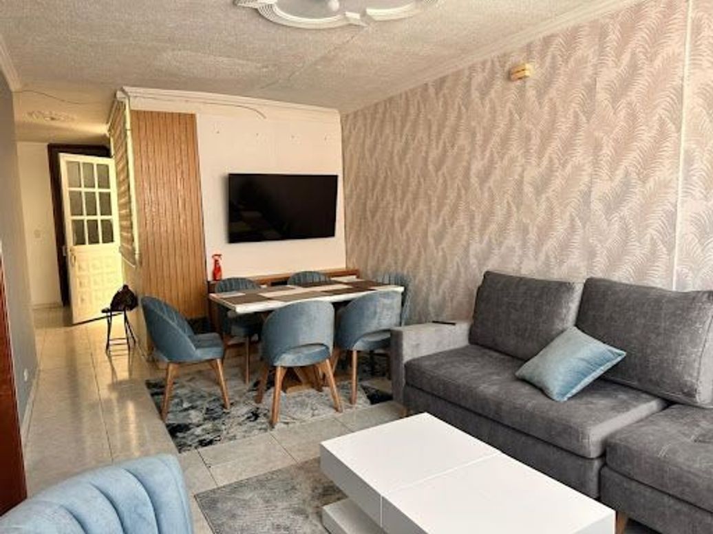 Casa de 9 alcobas en venta en Villas El Dorado San Antonio, Bogotá, 274 m² · foto 17 de 20