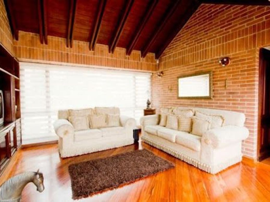 Casa de 4 alcobas en venta en Santa Barbara Alta, Bogotá, 750 m² · foto 11 de 17
