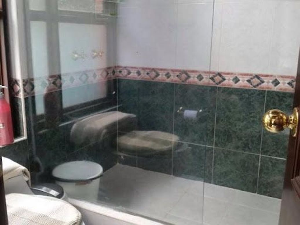 Casa de 4 alcobas en venta en Santa Barbara Alta, Bogotá, 750 m² · foto 16 de 17