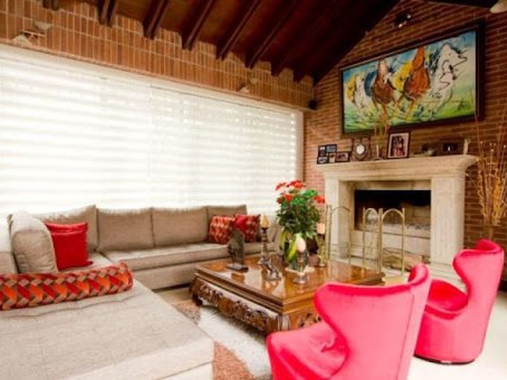 Casa de 4 alcobas en venta en Santa Barbara Alta, Bogotá, 750 m² · foto 2 de 17