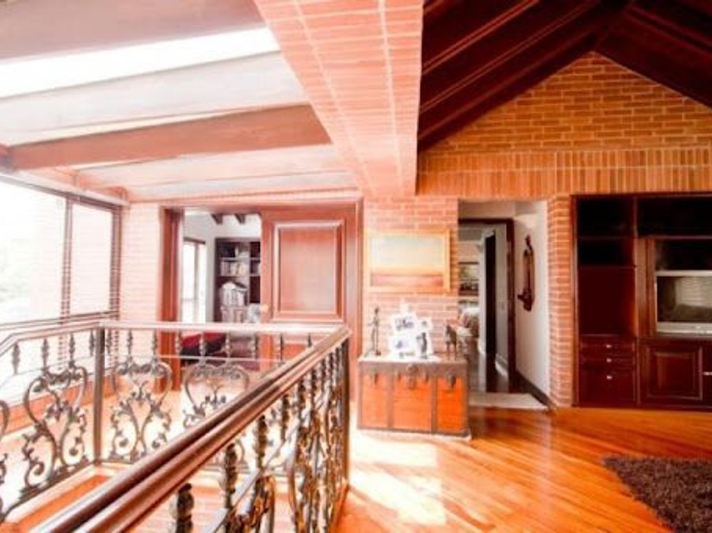 Casa de 4 alcobas en venta en Santa Barbara Alta, Bogotá, 750 m² · foto 10 de 17