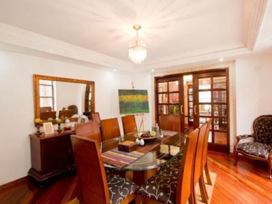 Casa de 4 alcobas en venta en Santa Barbara Alta, Bogotá, 750 m² · foto 4 de 17