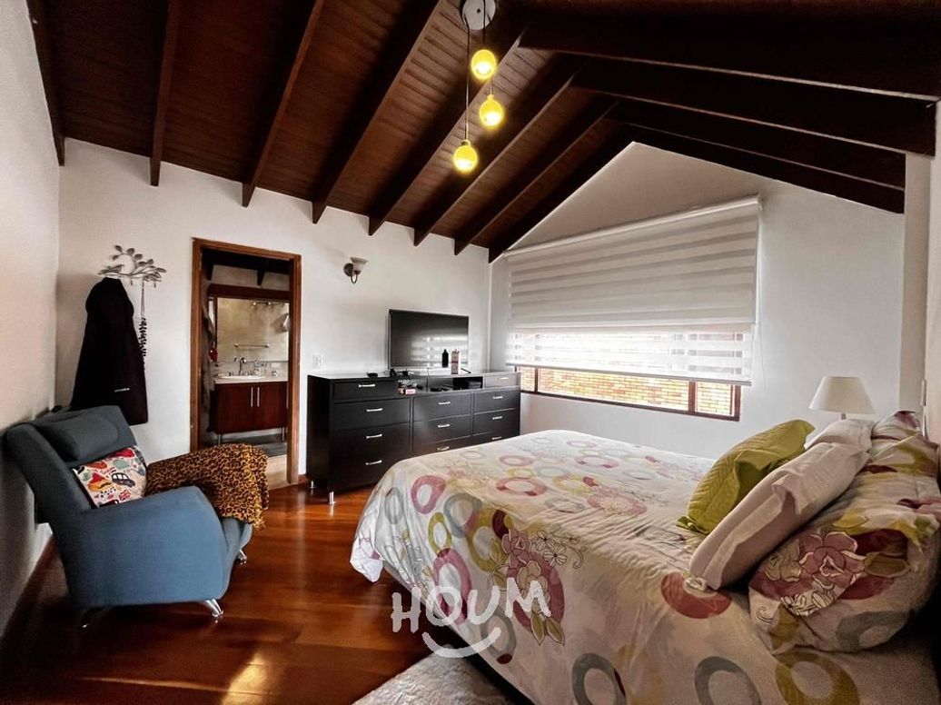 Casa de 4 alcobas en venta en San José De Bavaria, Bogotá, 243 m² · foto 15 de 20