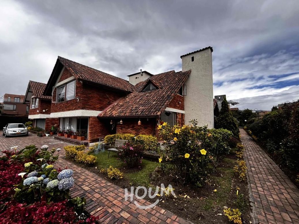 Casa de 4 alcobas en venta en San José De Bavaria, Bogotá, 243 m² · foto 6 de 20
