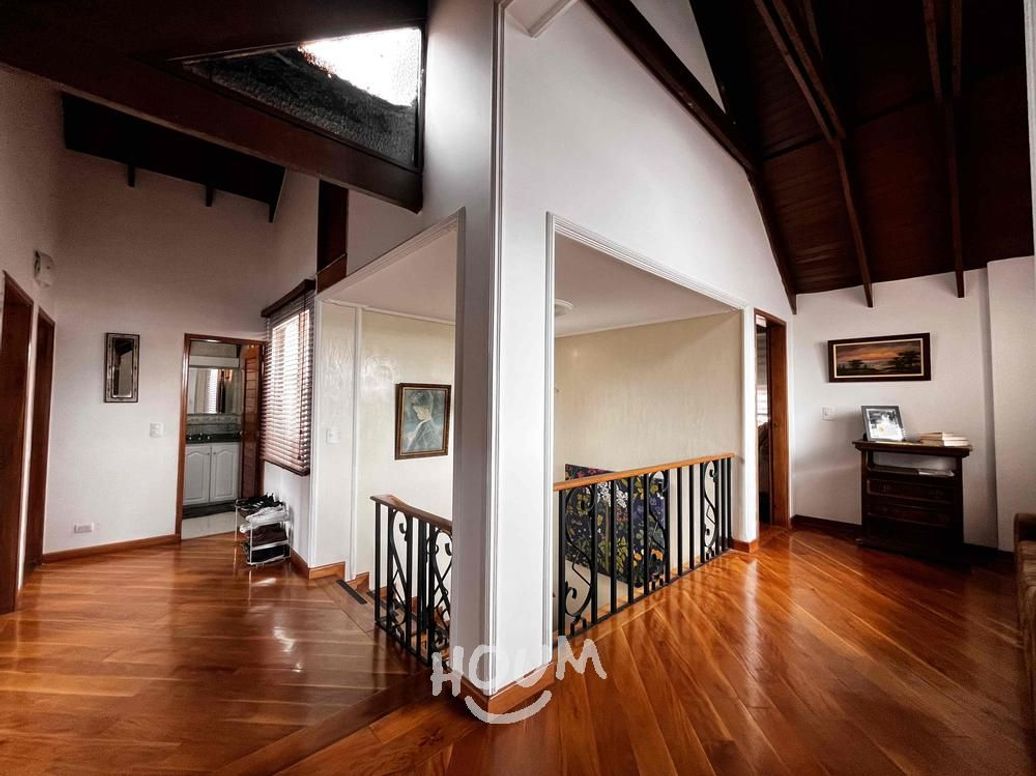 Casa de 4 alcobas en venta en San José De Bavaria, Bogotá, 243 m² · foto 17 de 20
