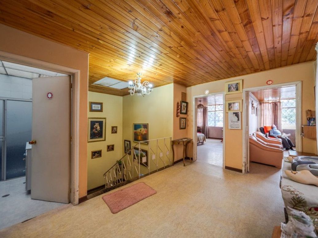 Casa de 4 alcobas en venta en San Luis, Bogotá, 304 m² · foto 18 de 20