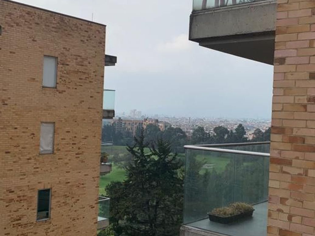 Apartamento de 1 alcoba en venta en Club De Los Lagartos, Bogotá, 47 m² · foto 9 de 20