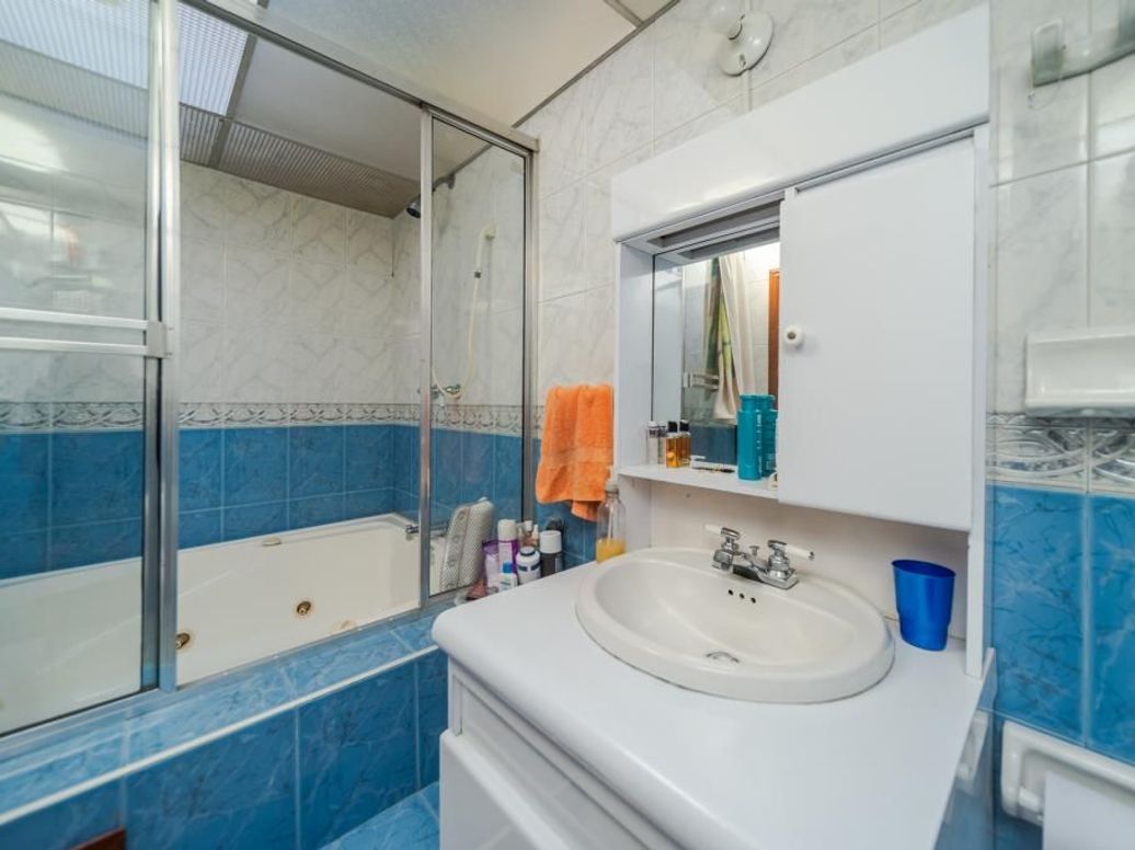 Casa de 5 alcobas en venta en Los Angeles, Bogotá, 136 m² · foto 18 de 20