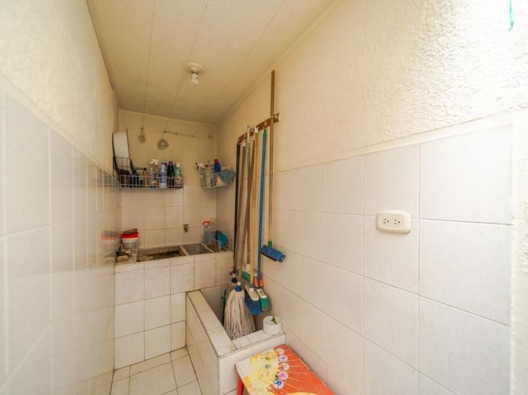 Casa de 5 alcobas en venta en Los Angeles, Bogotá, 136 m² · foto 9 de 20