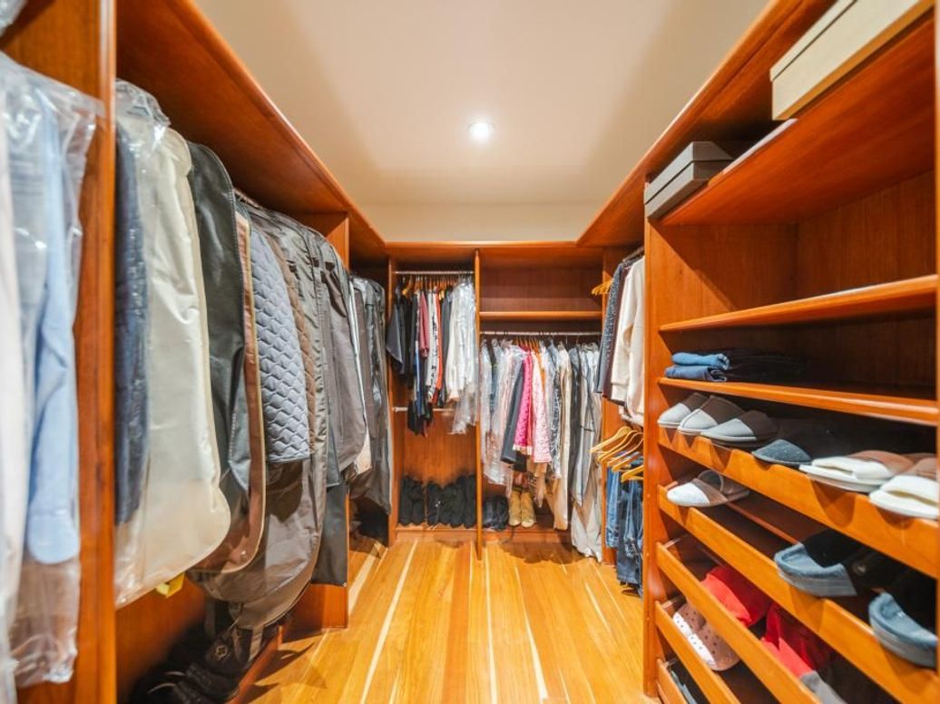 Apartamento de 4 alcobas en venta en El Refugio, Bogotá, 404 m² · foto 18 de 20