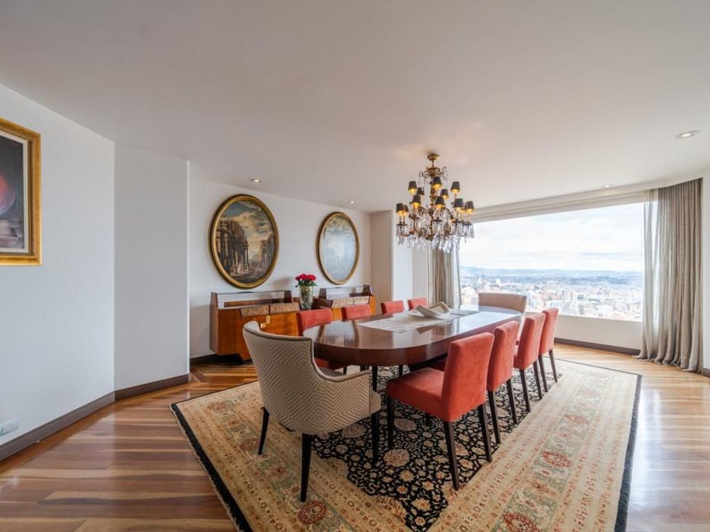 Apartamento de 4 alcobas en venta en El Refugio, Bogotá, 404 m² · foto 9 de 20