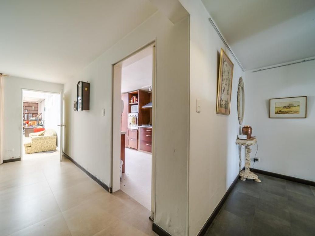 Casa de 5 alcobas en venta en Ub. Cordoba, Bogotá, 250 m² · foto 12 de 20