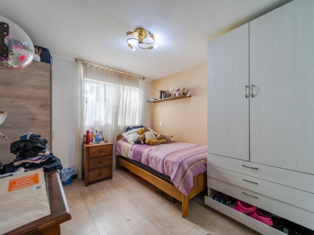 Casa de 5 alcobas en venta en Ub. Cordoba, Bogotá, 250 m² · foto 9 de 20