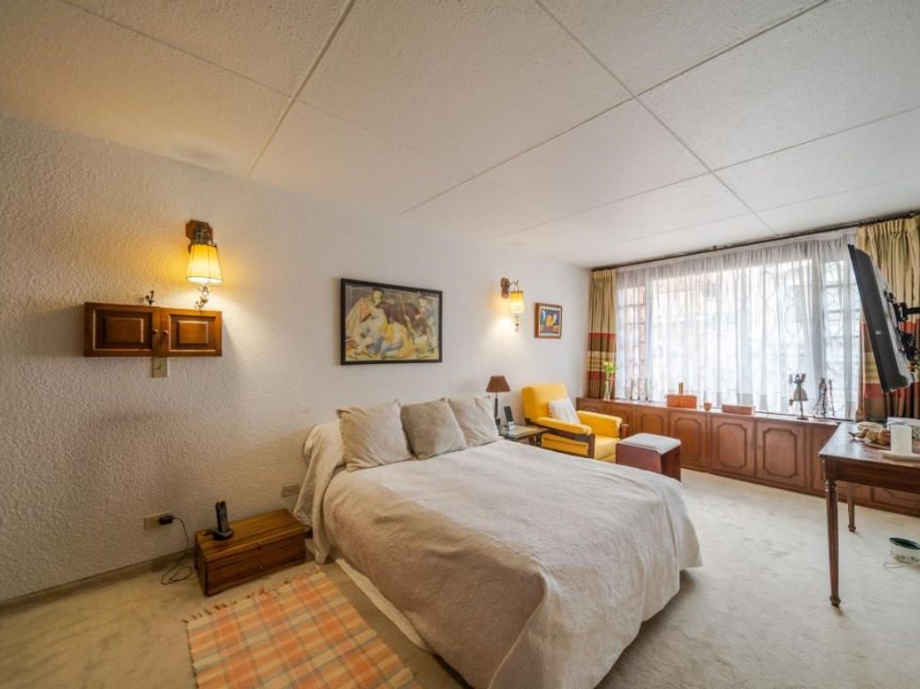 Casa de 3 alcobas en venta en Santa Barbara Central, Bogotá, 266 m² · foto 20 de 20