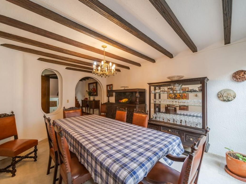Casa de 3 alcobas en venta en Santa Barbara Central, Bogotá, 266 m² · foto 8 de 20