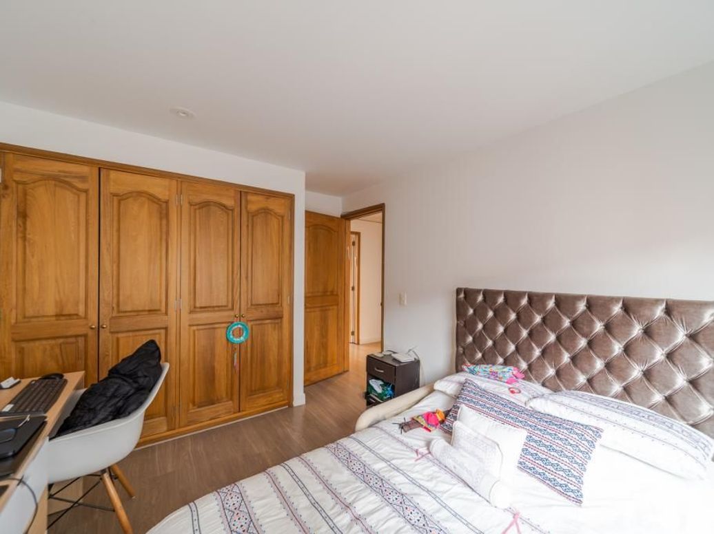Apartamento de 4 alcobas en venta en Rincon Del Chicó, Bogotá, 230 m² · foto 9 de 20