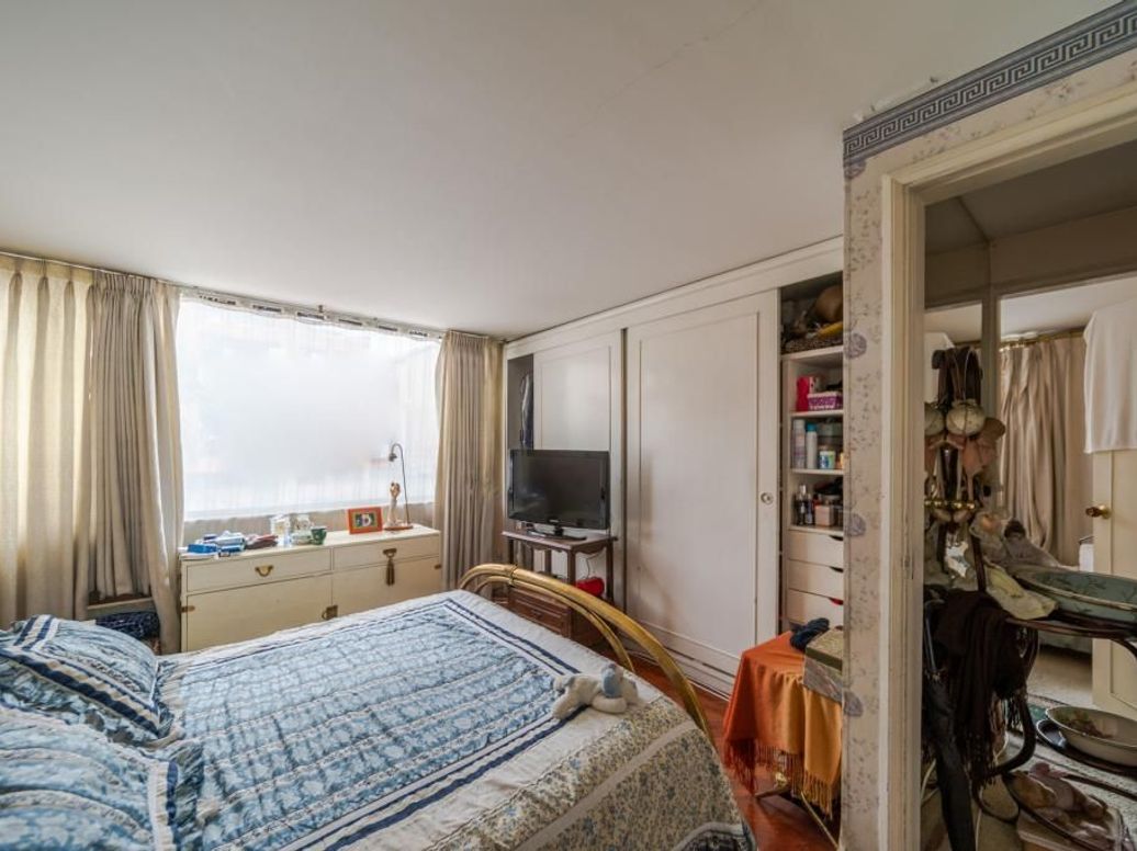 Apartamento de 3 alcobas en venta en Santa Barbara Central, Bogotá, 132 m² · foto 16 de 20