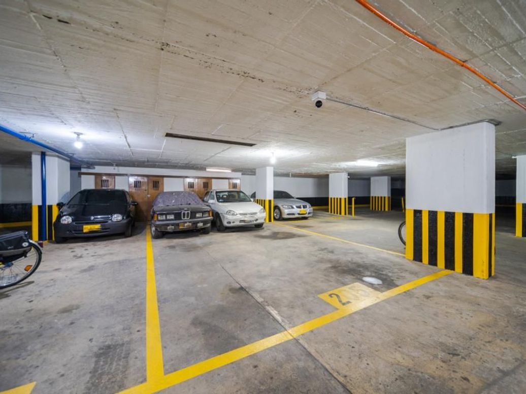 Apartamento de 3 alcobas en venta en Santa Barbara Central, Bogotá, 132 m² · foto 20 de 20