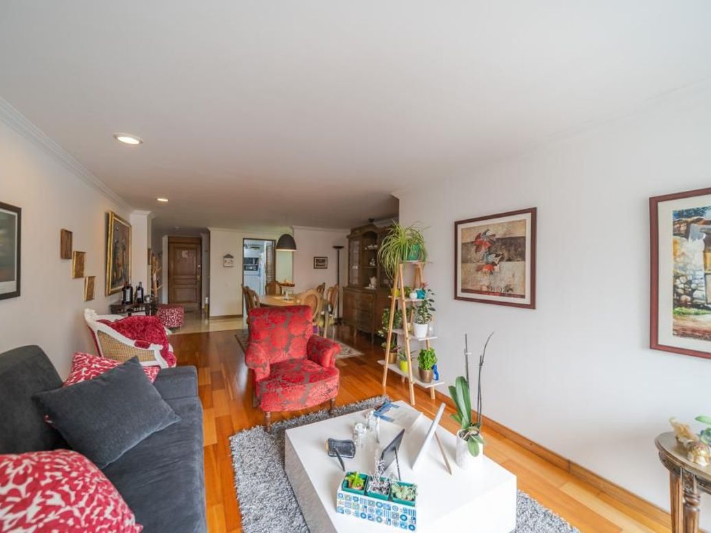 Apartamento de 3 alcobas en venta en La Castellana, Bogotá, 139 m² · foto 5 de 20