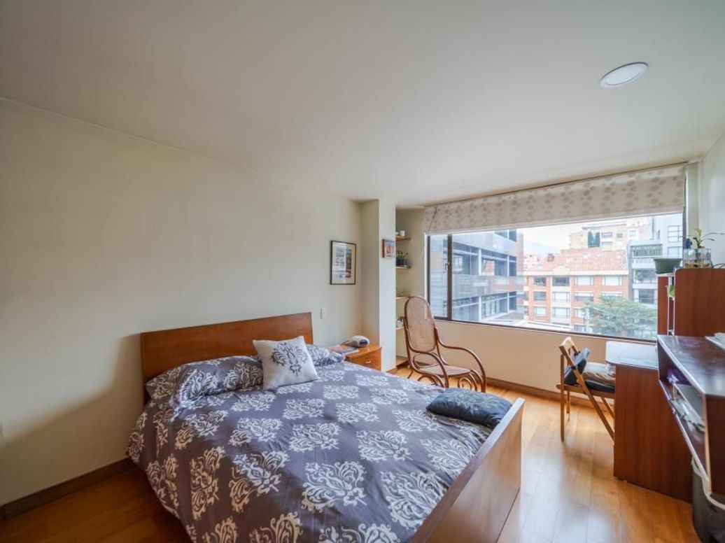 Apartamento de 3 alcobas en venta en La Castellana, Bogotá, 139 m² · foto 18 de 20
