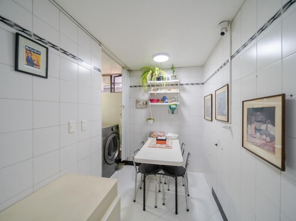 Apartamento de 3 alcobas en venta en La Castellana, Bogotá, 139 m² · foto 10 de 20