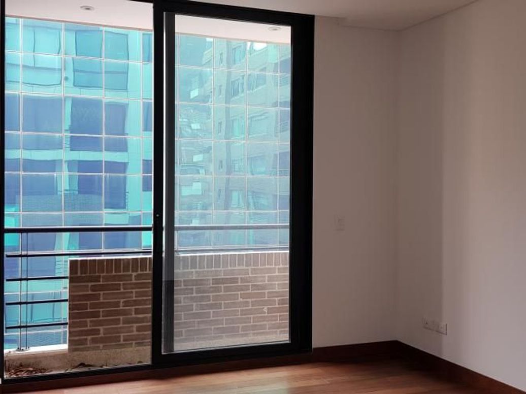 Apartamento de 2 alcobas en venta en Chicó Norte, Bogotá, 145 m² · foto 14 de 19