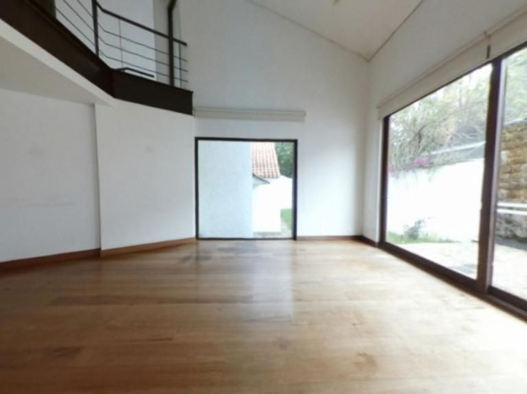 Casa de 3 alcobas en venta en A.S.D, Bogotá, 419 m² · foto 2 de 20