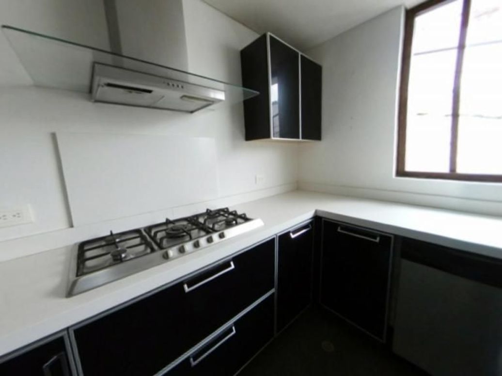 Casa de 3 alcobas en venta en A.S.D, Bogotá, 419 m² · foto 5 de 20