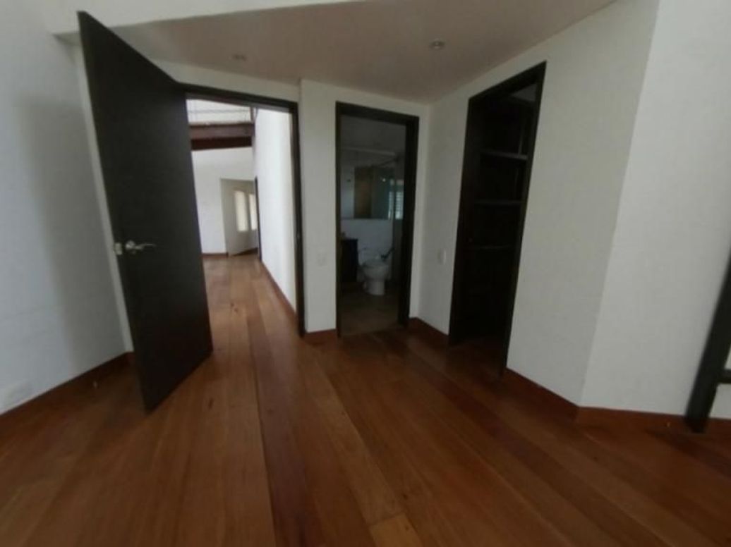 Casa de 3 alcobas en venta en A.S.D, Bogotá, 419 m² · foto 17 de 20