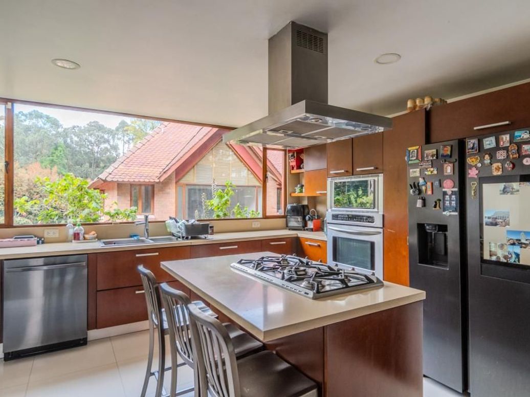 Casa de 3 alcobas en venta en Suba Naranjos, Bogotá, 300 m² · foto 8 de 20