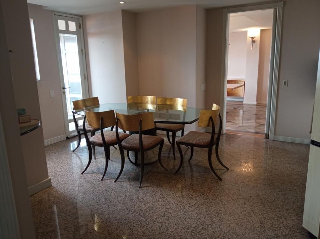 Apartamento de 4 alcobas en venta en La Cabrera, Bogotá, 421 m² · foto 9 de 20