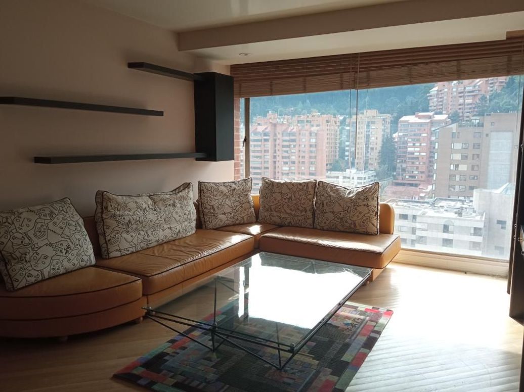 Apartamento de 4 alcobas en venta en La Cabrera, Bogotá, 421 m² · foto 17 de 20