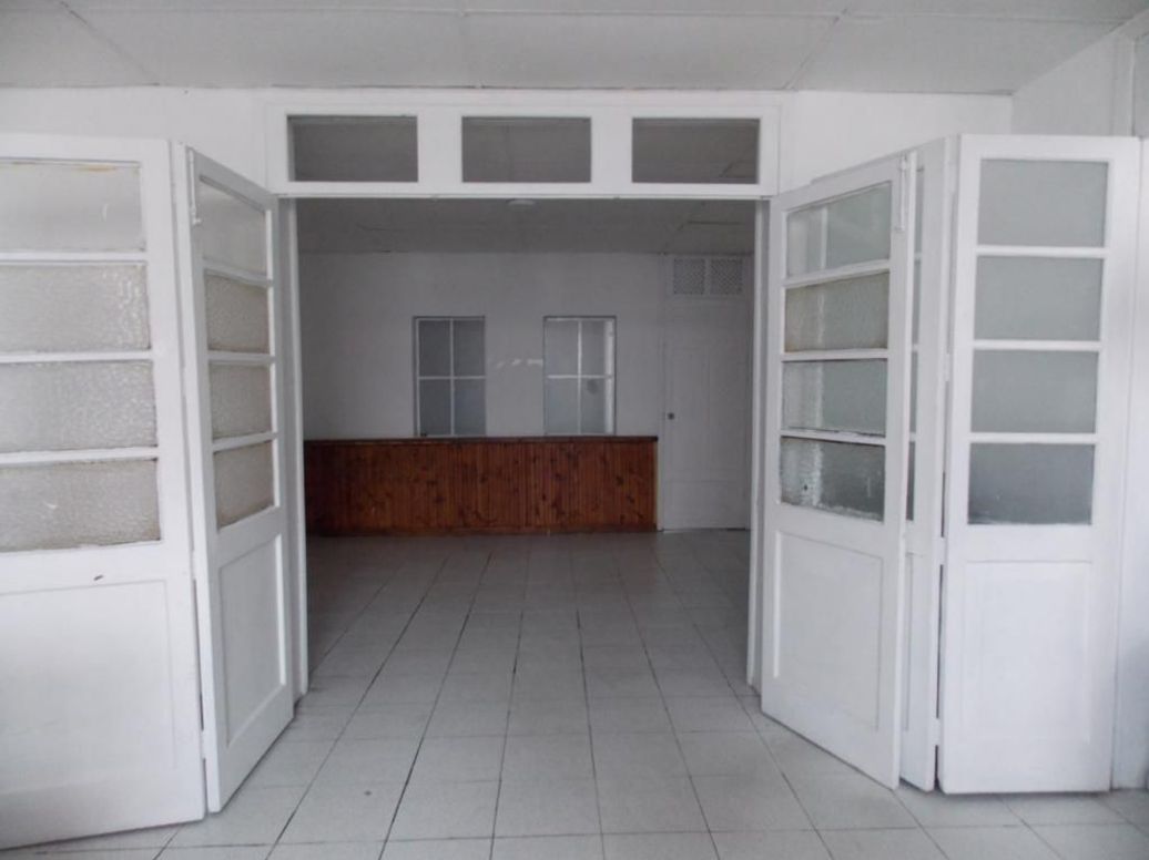 Casa de 13 alcobas en venta en Quinta Camacho, Bogotá, 478 m² · foto 3 de 20