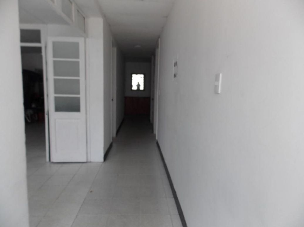 Casa de 13 alcobas en venta en Quinta Camacho, Bogotá, 478 m² · foto 7 de 20