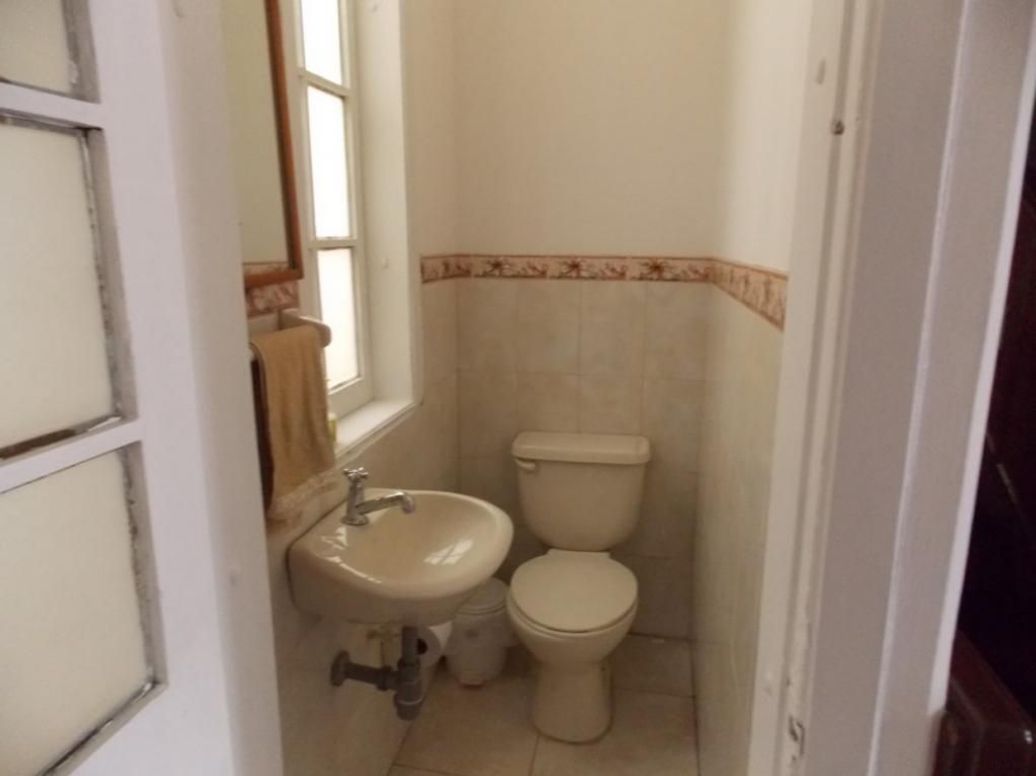 Casa de 13 alcobas en venta en Quinta Camacho, Bogotá, 478 m² · foto 16 de 20