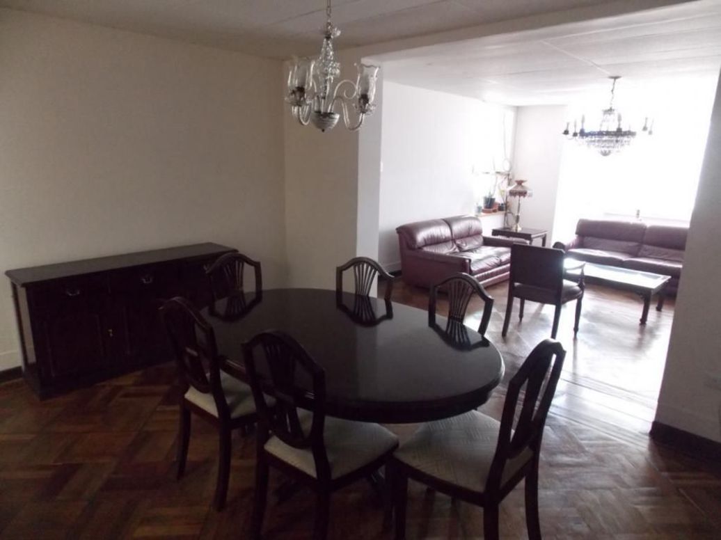 Casa de 13 alcobas en venta en Quinta Camacho, Bogotá, 478 m² · foto 20 de 20