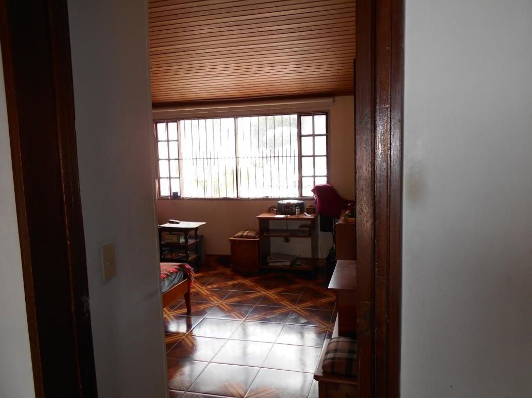 Casa de 18 alcobas en venta en Estrella Del Norte, Bogotá, 207 m² · foto 15 de 20