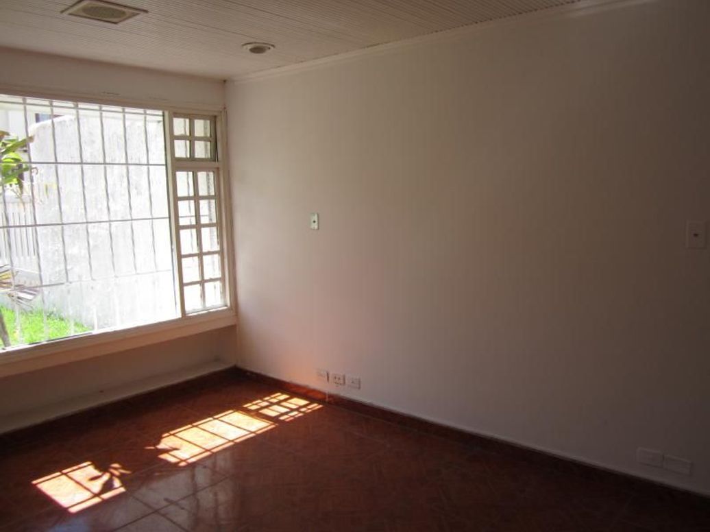 Casa de 6 alcobas en venta en Santa Barbara Central, Bogotá, 330 m² · foto 8 de 20