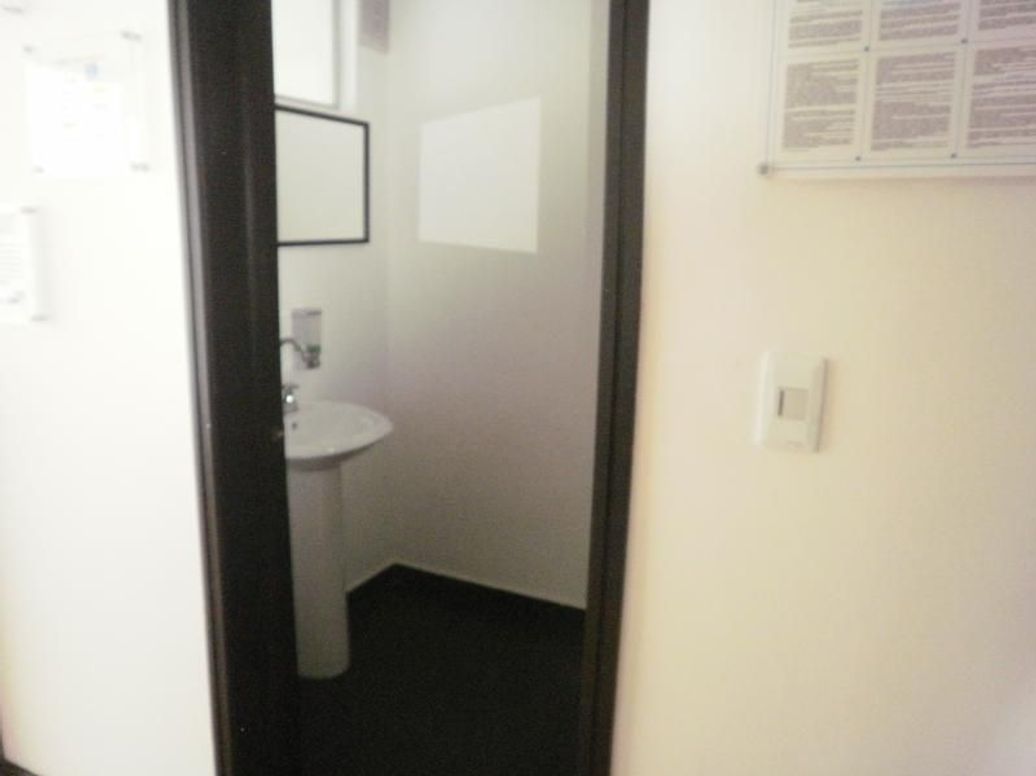 Casa de 8 alcobas en venta en Estoril, Bogotá, 263 m² · foto 7 de 20