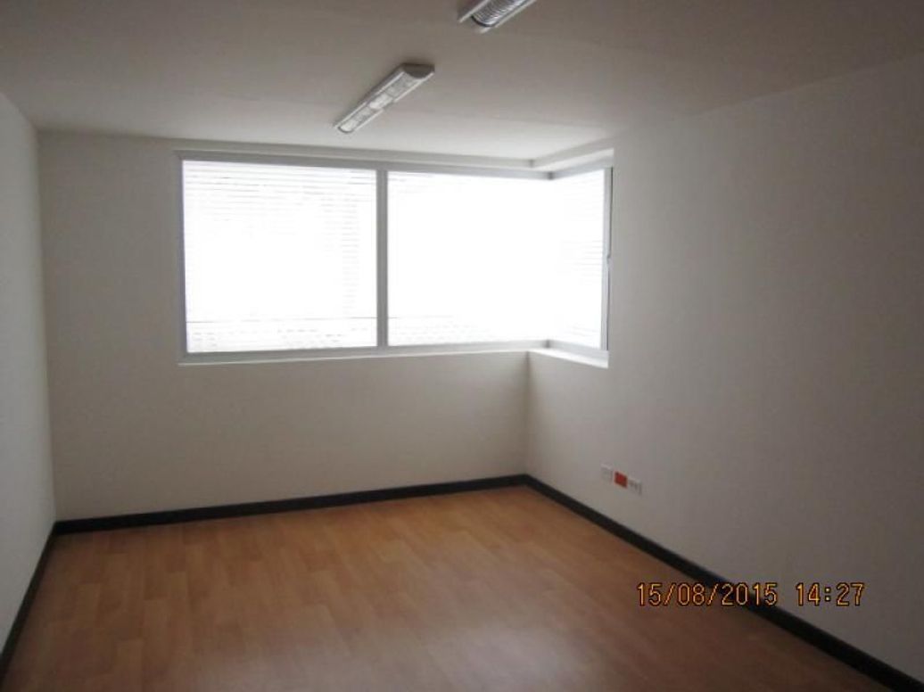 Casa de 8 alcobas en venta en Estoril, Bogotá, 263 m² · foto 14 de 20