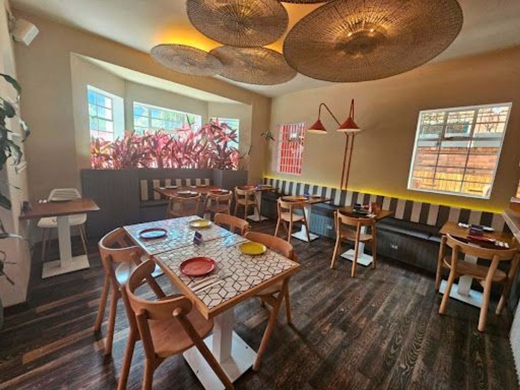 Casa de 7 alcobas en venta en Quinta Camacho, Bogotá, 364 m² · foto 3 de 20