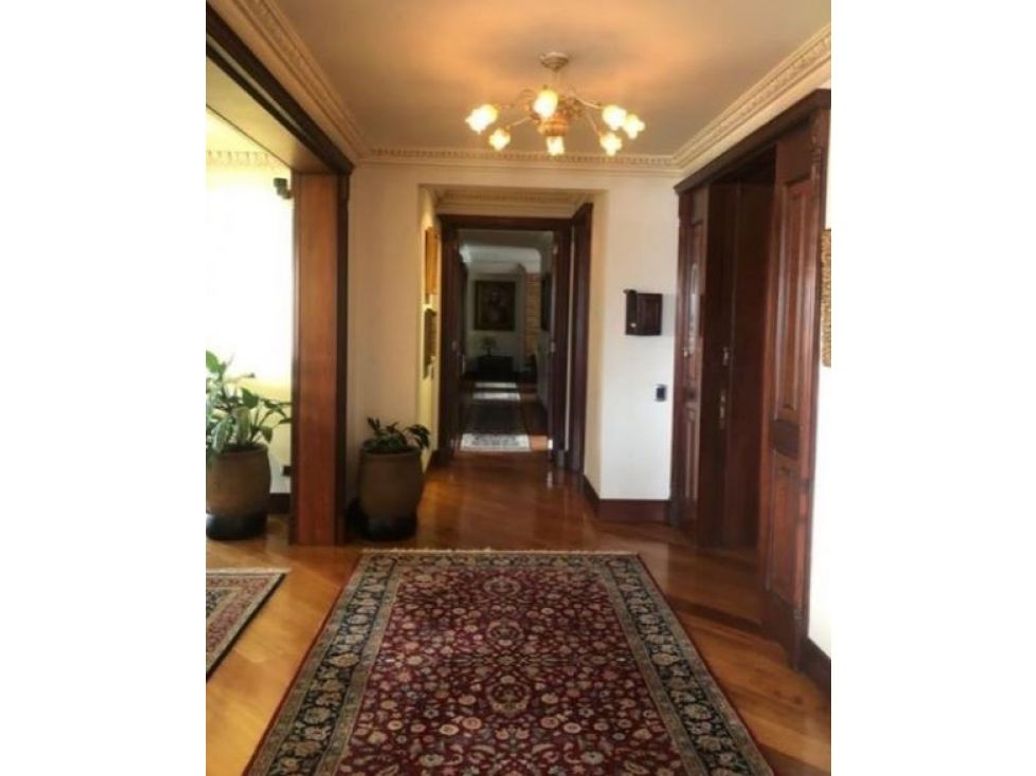 Apartamento de 3 alcobas en venta en Santa Barbara Alta, Bogotá, 277 m² · foto 7 de 19